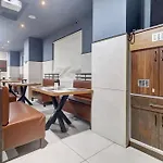 Townhouse Oak De Alphabet Hotel Bolarum